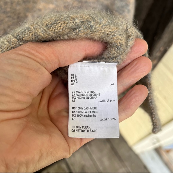 Charter Club Luxery 100% Cashmere Turtleneck Crop Sweater In Gray & Tan Sz M/L - Picture 8 of 13